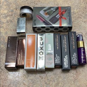 12 Random HIGH END Deluxe Size Samples